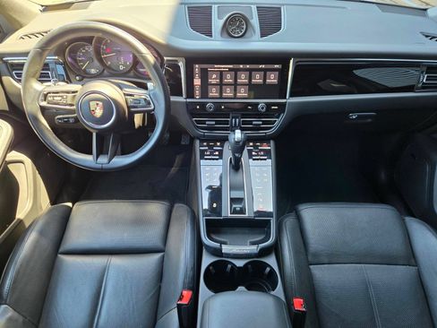 Certified 2025 Porsche Macan w/ Premium Package Plus AWD/4WD image 14