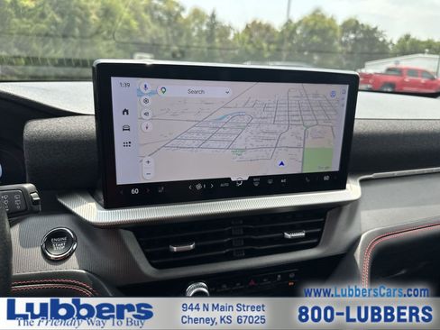 Used 2025 Ford Explorer ST-Line w/ ST-Line Street Pack AWD/4WD image 18