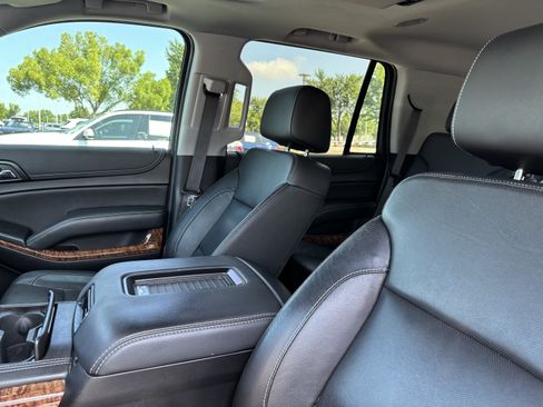 Used 2020 Chevrolet Tahoe Premier AWD/4WD image 33