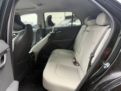 Used 2023 Kia Niro EX Touring image 20