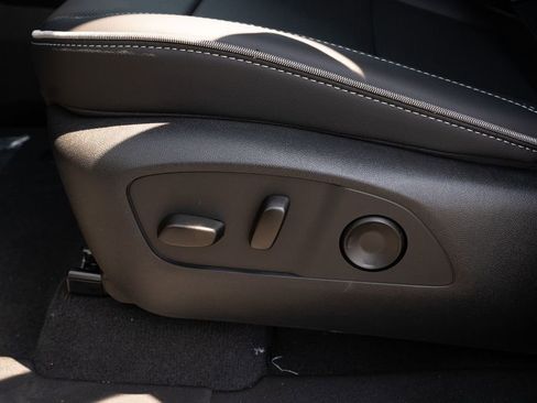 New 2025 Chevrolet Silverado EV LT image 21