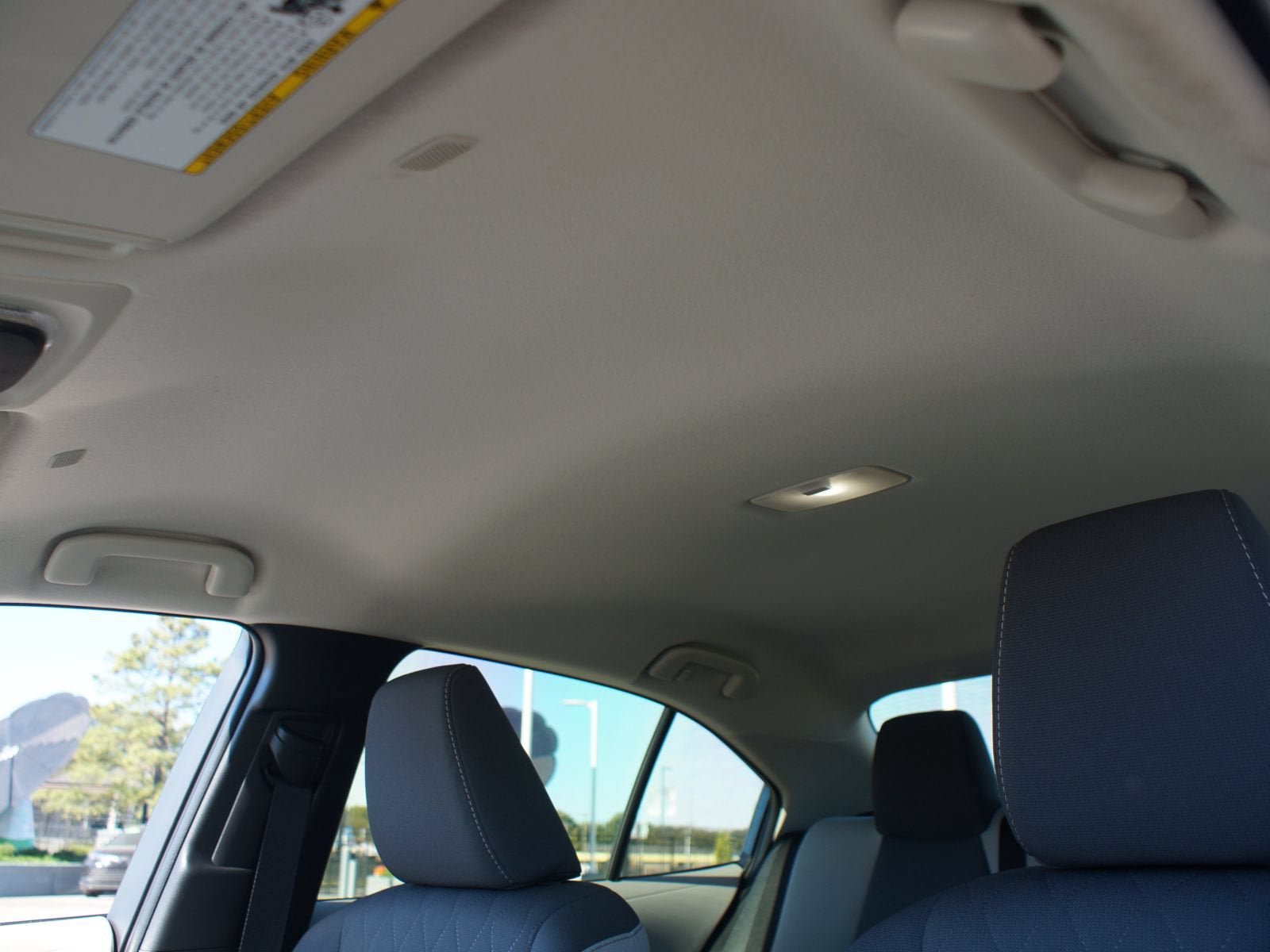 Used 2026 Toyota Corolla LE FWD image 7