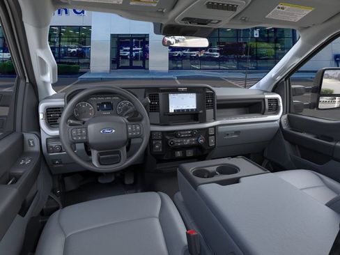 New 2026 Ford F550 4x4 Regular Cab Super Duty image 9