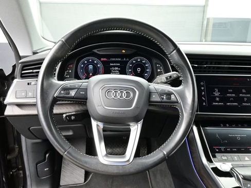 Used 2019 Audi Q8 Premium Plus w/ Premium Plus AWD/4WD image 8