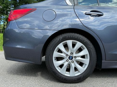 Used 2017 Subaru Legacy 2.5i Premium AWD/4WD image 10