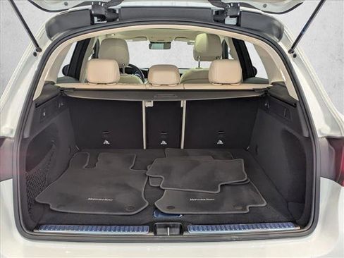 Certified 2022 Mercedes-Benz GLC 300 4MATIC image 6