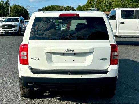 Used 2015 Jeep Patriot Latitude image 6