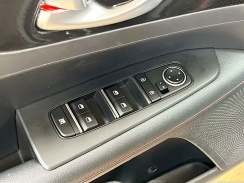 Certified 2023 Kia Forte GT w/ GT2 Package image 18