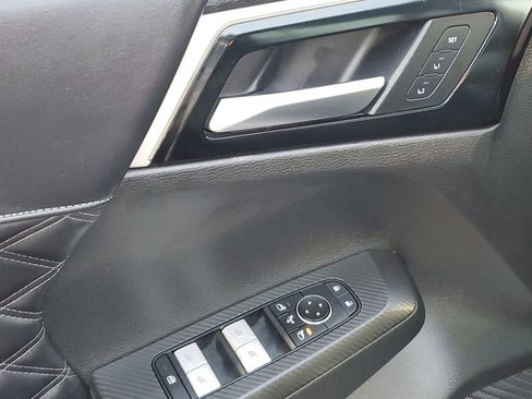 Used 2022 Mitsubishi Outlander SEL image 42