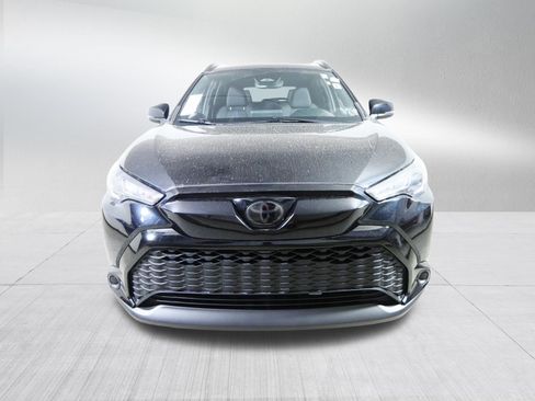 Used 2024 Toyota Corolla Cross AWD Hybrid image 2
