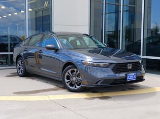 Used 2023 Honda Accord EX video 2