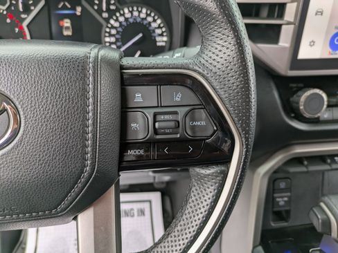 Used 2022 Toyota Tundra SR5 image 11