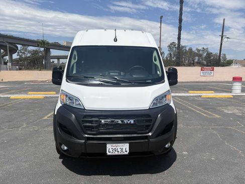 Used 2026 RAM ProMaster 2500 w/ Convenience Group FWD image 36