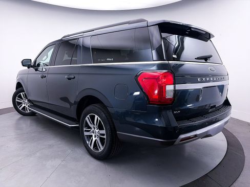 Used 2022 Ford Expedition Max XLT AWD/4WD image 3