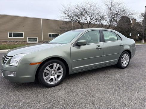 Used 2009 Ford Fusion SEL image 4