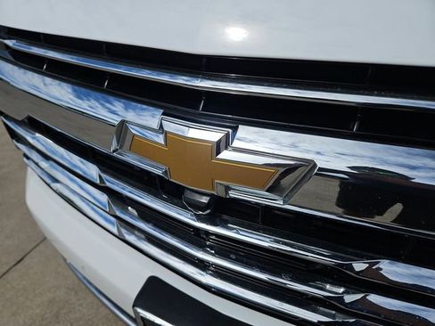 Used 2025 Chevrolet Tahoe LT image 28