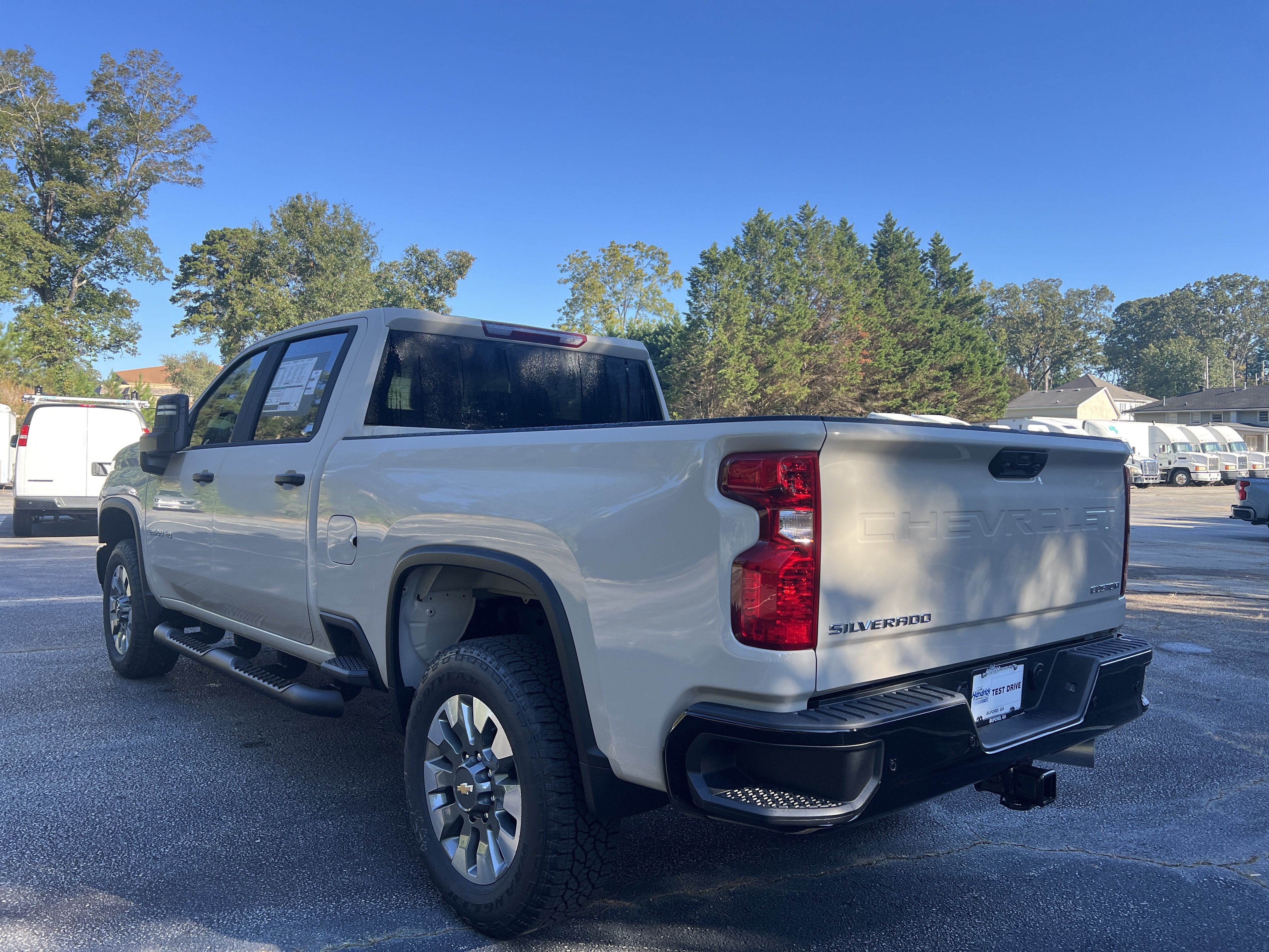 New 2026 Chevrolet Silverado 2500 Custom w/ Custom Value Package AWD/4WD image 7