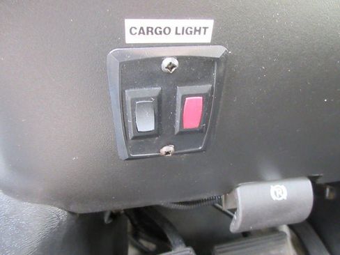 Used 2017 Chevrolet Express 3500 RWD image 33