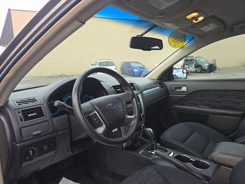 Used 2010 Ford Fusion SE image 11