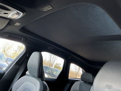 Certified 2020 Volvo XC60 T6 R-Design image 18