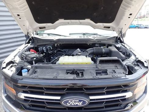 Certified 2025 Ford F150 XLT w/ Equipment Group 301A Standard AWD/4WD image 16