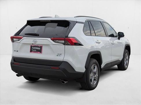 New 2025 Toyota RAV4 XLE w/ Convenience Package image 2