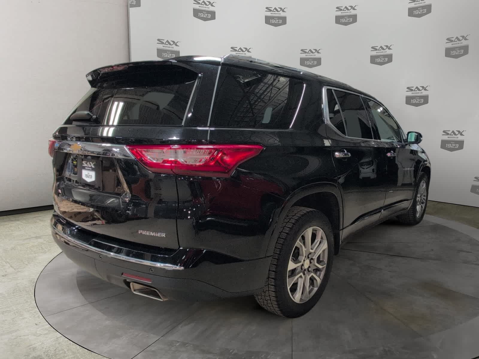Used 2019 Chevrolet Traverse Premier AWD/4WD image 5