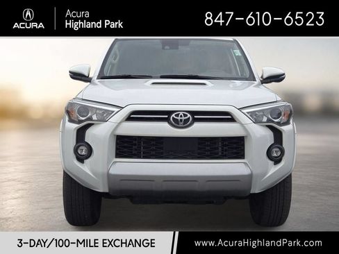 Used 2023 Toyota 4Runner TRD Off-Road Premium w/ Moonroof Package AWD/4WD image 4