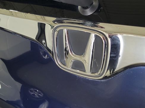 Used 2019 Honda CR-V LX image 8