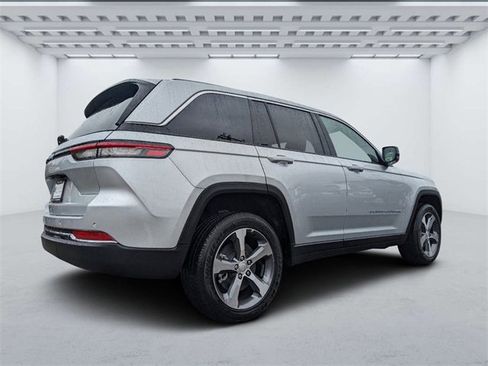 New 2024 Jeep Grand Cherokee Limited 4xe image 3