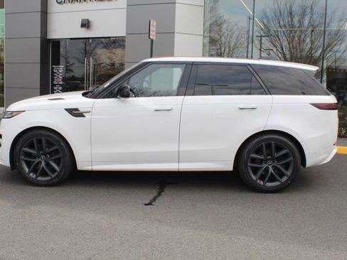 Used 2023 Land Rover Range Rover Sport SE Dynamic image 6