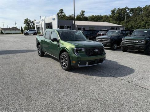 New 2025 Ford Maverick Lariat w/ 4K Tow Package image 7