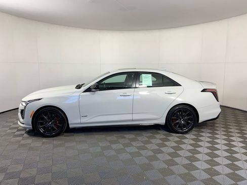 Used 2022 Cadillac CT4 V w/ Technology Package AWD/4WD image 6
