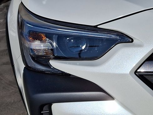 Used 2023 Subaru Outback Limited image 9