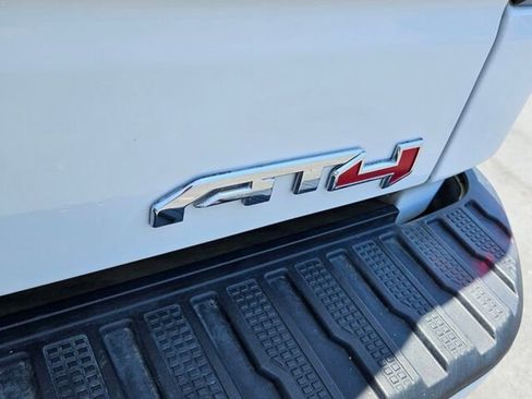 Used 2024 GMC Sierra 1500 AT4 w/ AT4 Preferred Package image 11