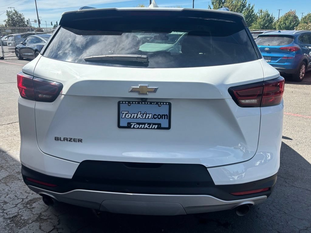 Used 2024 Chevrolet Blazer LT w/ Convenience Package FWD image 6