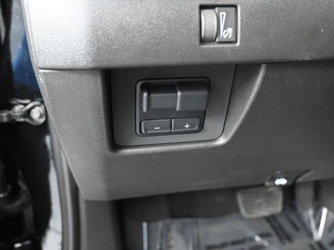 Used 2025 GMC Canyon AT4 w/ Nightfall Edition AWD/4WD image 26