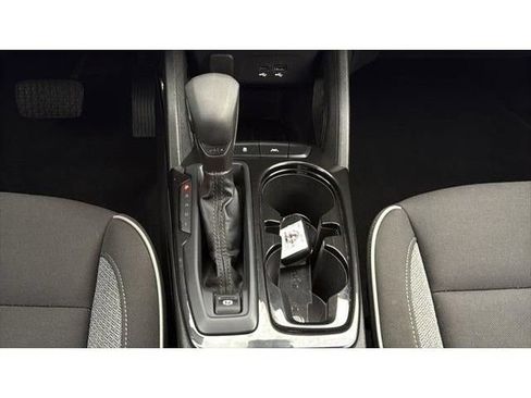 Used 2024 Chevrolet TrailBlazer LT FWD image 25