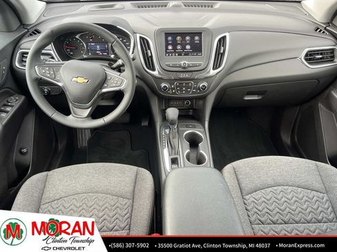 Certified 2024 Chevrolet Equinox LT FWD image 14