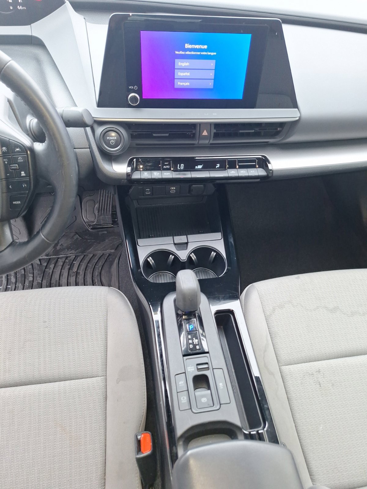 Used 2023 Toyota Prius LE FWD image 14