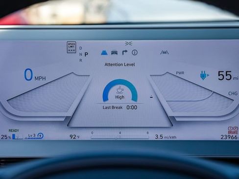 Certified 2024 Hyundai Ioniq 5 SEL RWD image 18