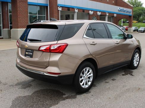 Used 2018 Chevrolet Equinox LT FWD image 30