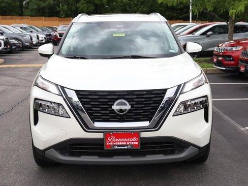Used 2023 Nissan Rogue SV w/ SV Premium B Package AWD/4WD image 4