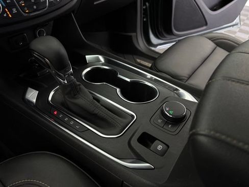 Used 2023 Chevrolet Traverse LT w/ LPO, Floor Liner Package FWD image 24