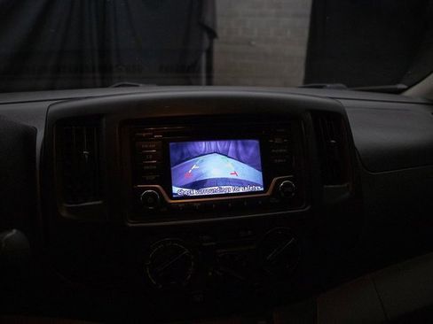 Used 2019 Nissan NV200 SV w/ Back Door Glass Package image 33