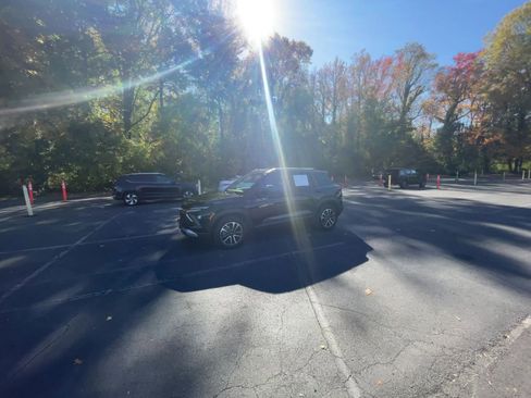 Used 2025 Chevrolet TrailBlazer LT image 15