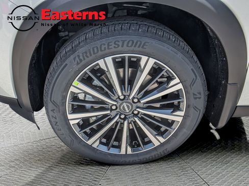 New 2026 Nissan Pathfinder Platinum AWD/4WD image 27