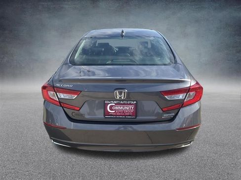 Certified 2019 Honda Accord Touring image 4