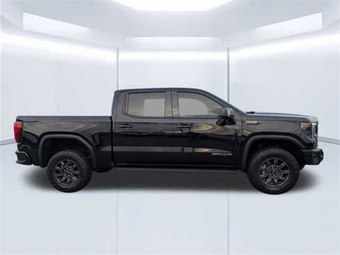 Used 2024 GMC Sierra 1500 AT4X image 3