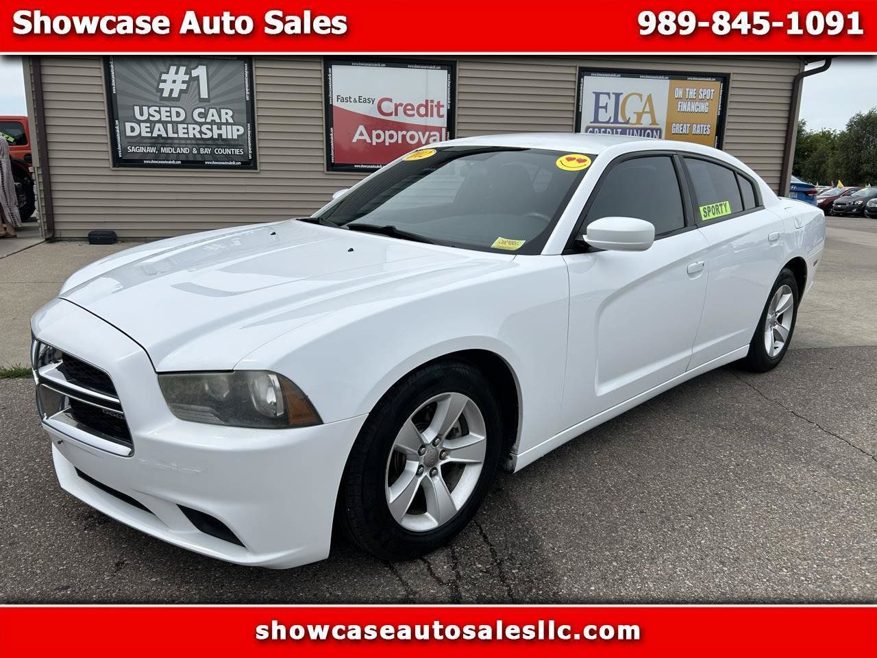 Used 2012 Dodge Charger SE RWD image 1